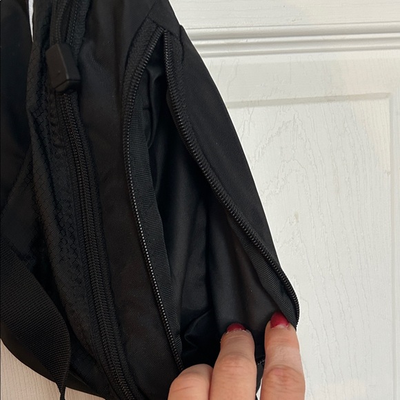 Unisex Nike Black Belt Bag - Picture 3 of 7